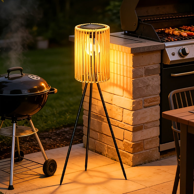 RATTANORA – Handwoven Solar Floor Lamp