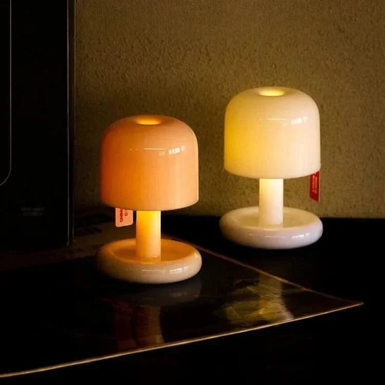 SOLENZARIA – Mini-solnedgangs-LED-bordlampe til varm stemning i soveværelset