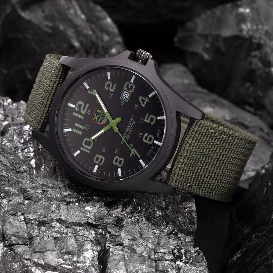 FIELDGLOW – Illuminated Tactical Watch for Demanding Outdoor Use