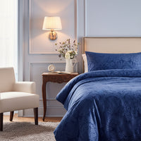 MIDNIGHTLUXE – Jacquard Bedding Set for Bold Bedroom Elegance