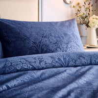MIDNIGHTLUXE – Jacquard Bedding Set for Bold Bedroom Elegance