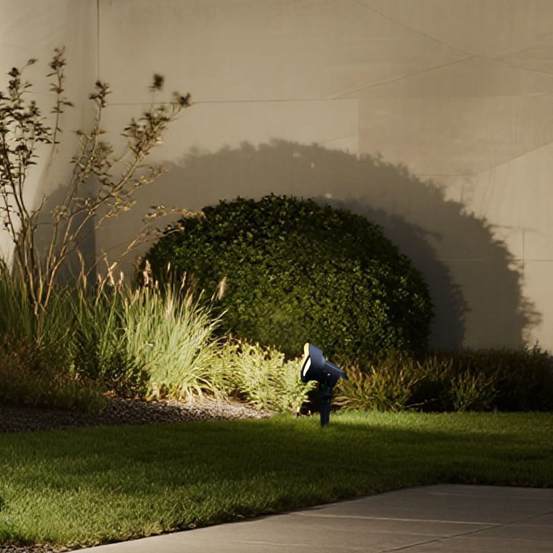 STAKEVIA – Modern Outdoor Spike Spotlight for Precise Garden Illumination