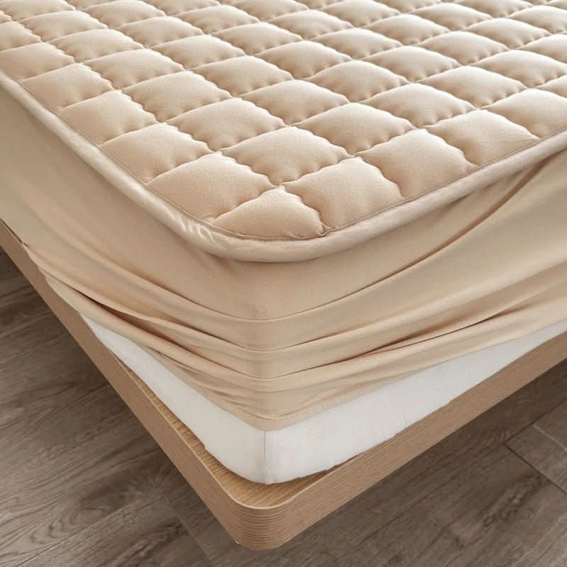 NIGHTWRAP – Quilted Mattress Protector with Fitted Sheet Fit
