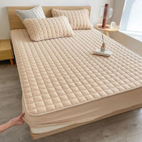 NIGHTWRAP – Quilted Mattress Protector with Fitted Sheet Fit