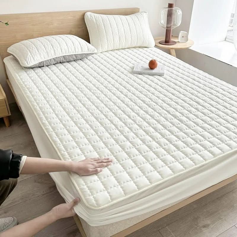 NIGHTWRAP – Quilted Mattress Protector with Fitted Sheet Fit