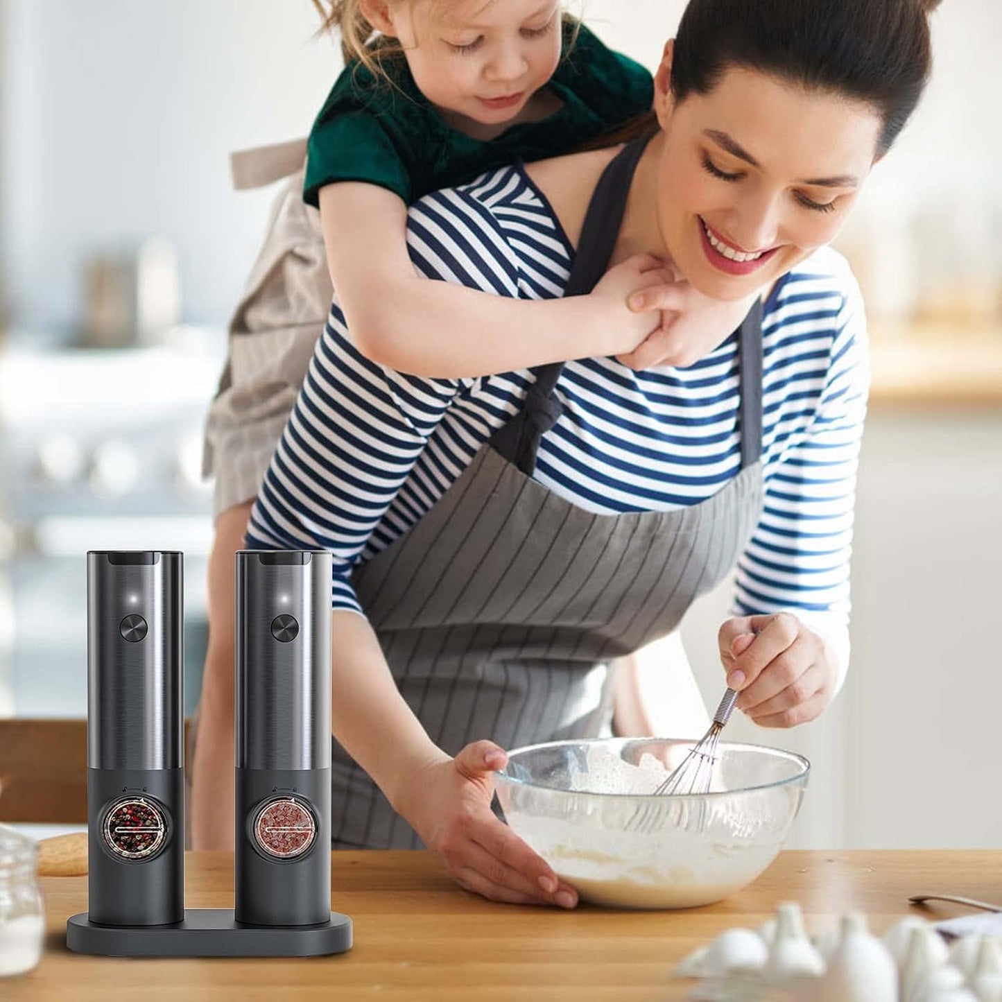 GRINDORA – Rechargeable Electric Salt and Pepper Mill Set