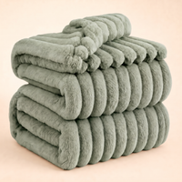 DREAMVANTIA – Statement Blanket for Dreamy Bedroom Styling