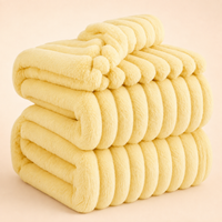 DREAMVANTIA – Statement Blanket for Dreamy Bedroom Styling